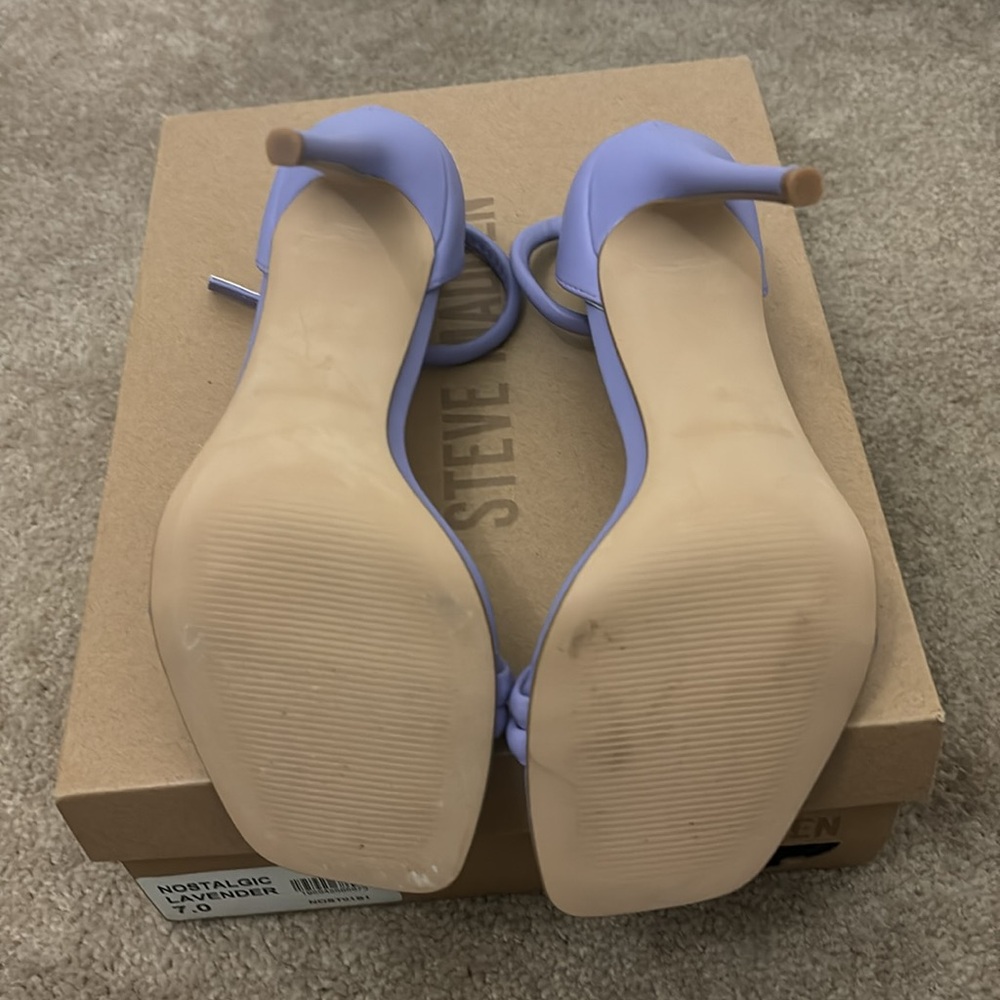 Never worn Steve Madden Size 7 - Picture 3 of 3